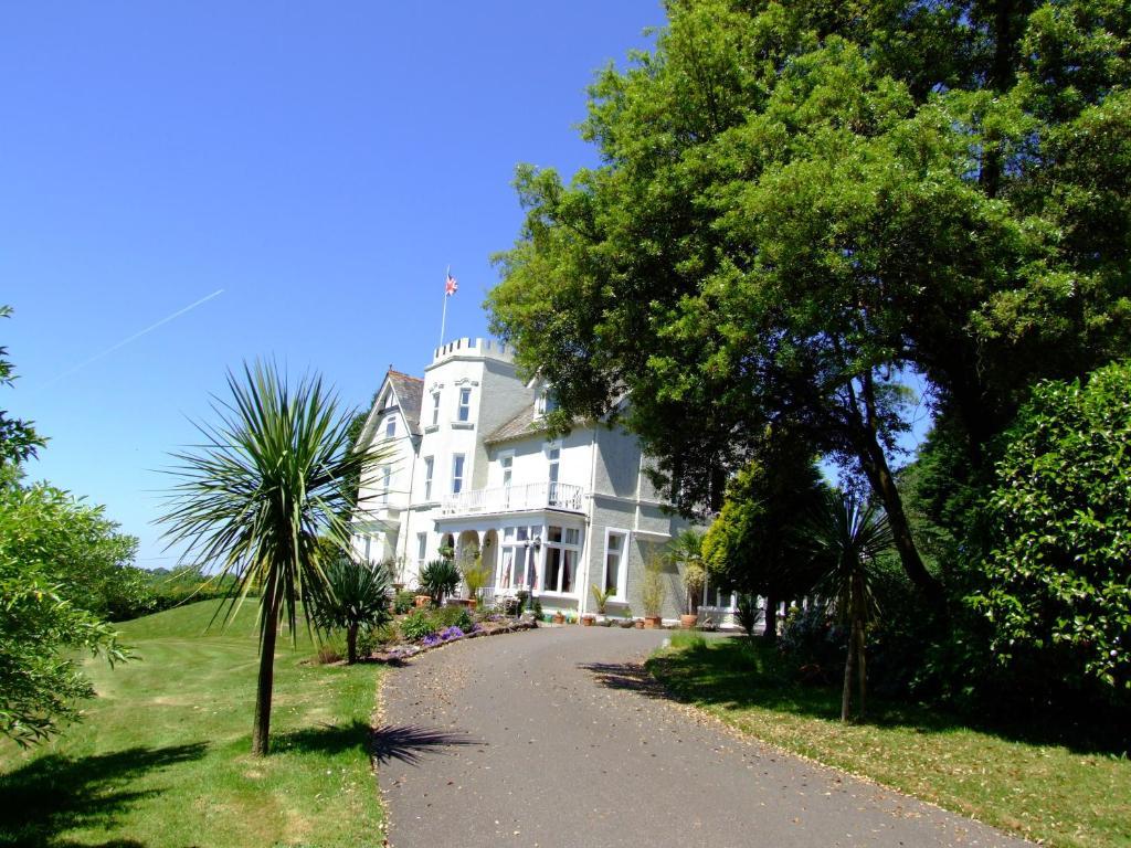Pencubitt House Guest House Лискард Екстериор снимка