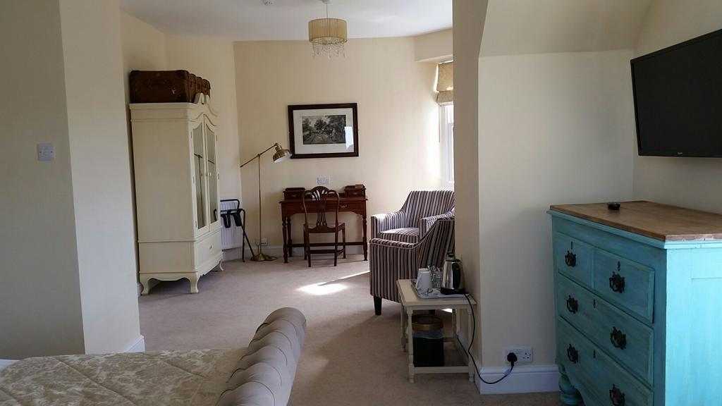 Pencubitt House Guest House Лискард Екстериор снимка